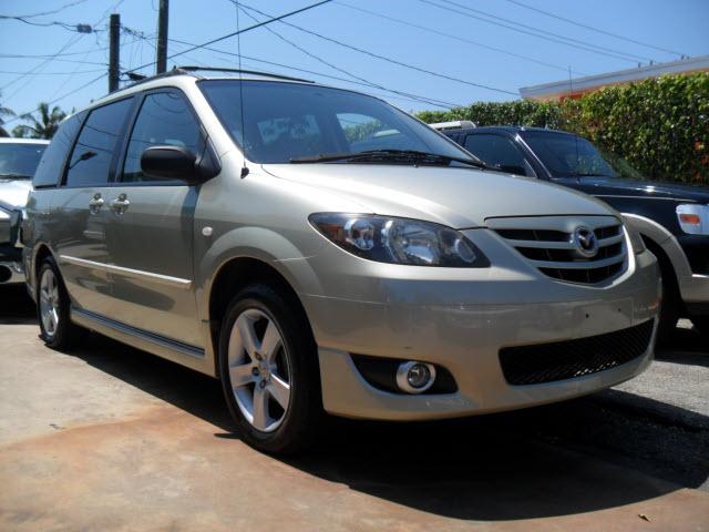 Photo of 2004 Mazda MPV