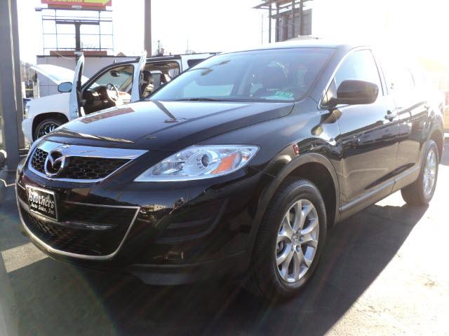 Photo of 2011 Mazda CX-9