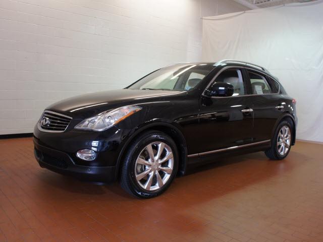 Photo of 2010 Infiniti EX35