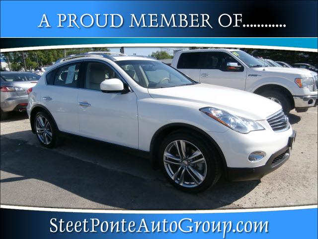 Photo of 2011 Infiniti EX35