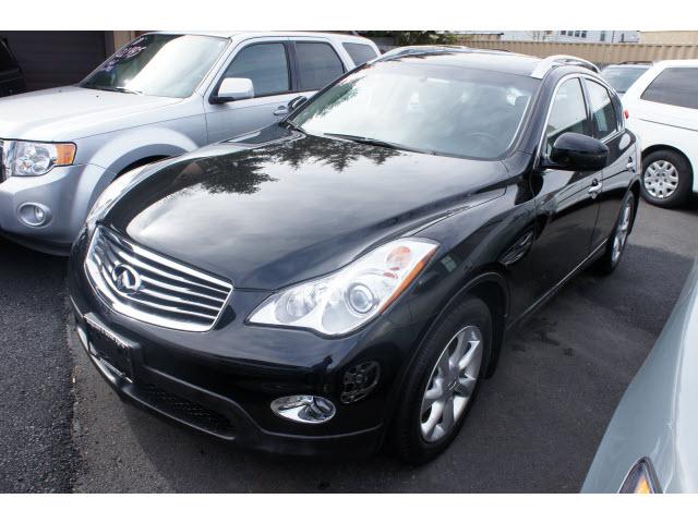 Photo of 2010 Infiniti EX35