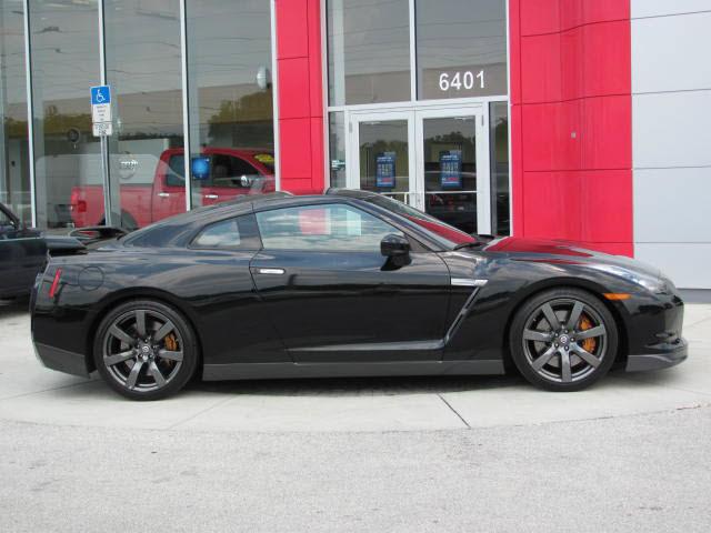 Photo of 2009 Nissan GT-R