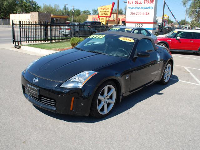 Photo of 2004 Nissan 350Z