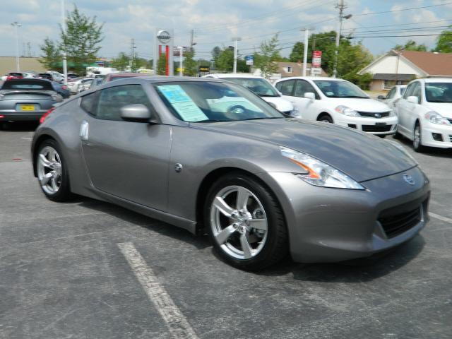 Photo of 2009 Nissan 370Z