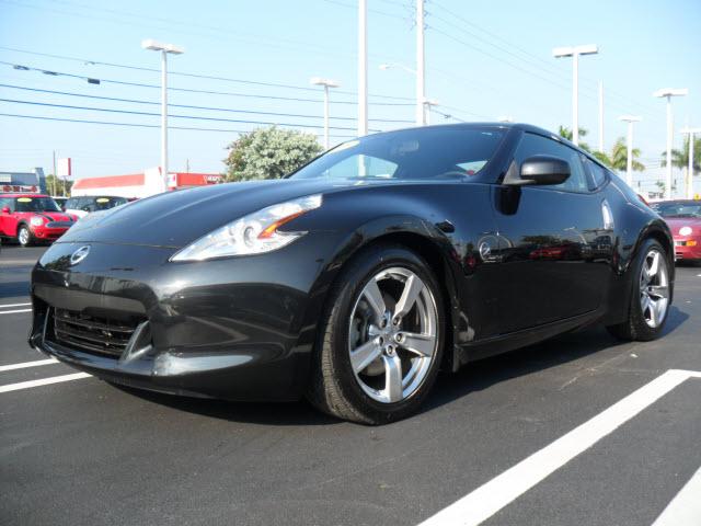 Photo of 2009 Nissan 370Z