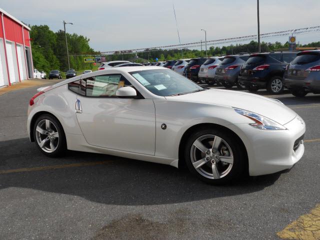 Photo of 2012 Nissan 370Z