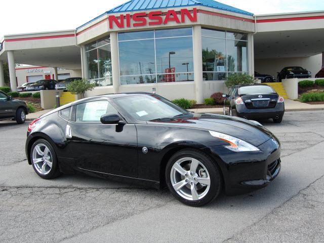 Photo of 2010 Nissan 370Z