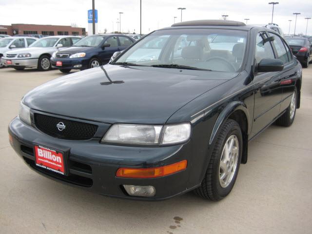 Photo of 1995 Nissan Maxima