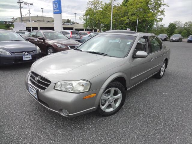 Photo of 2000 Nissan Maxima