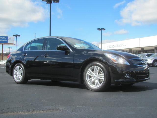 Photo of 2012 Infiniti G37 Sedan