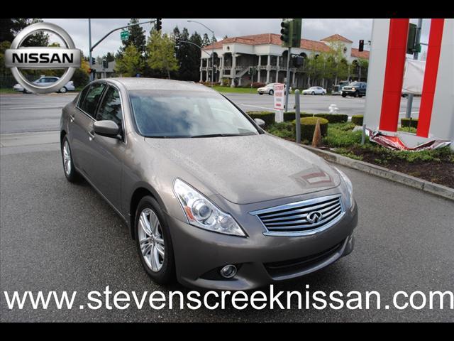 Photo of 2010 Infiniti G37 Sedan
