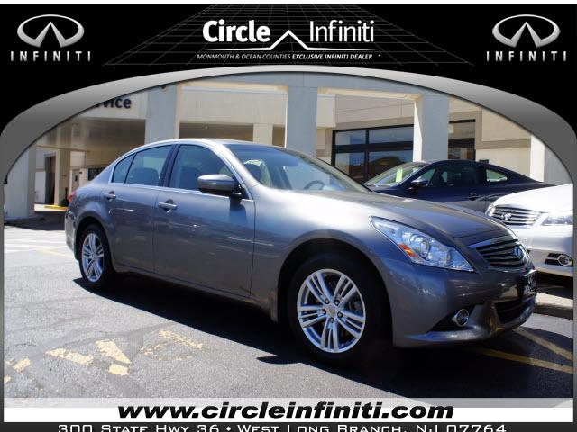 Photo of 2010 Infiniti G37 Sedan