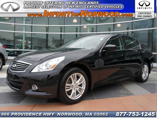 Photo of 2010 Infiniti G37 Sedan