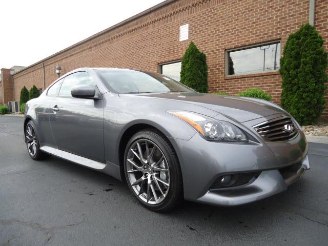 Photo of 2012 Infiniti G37