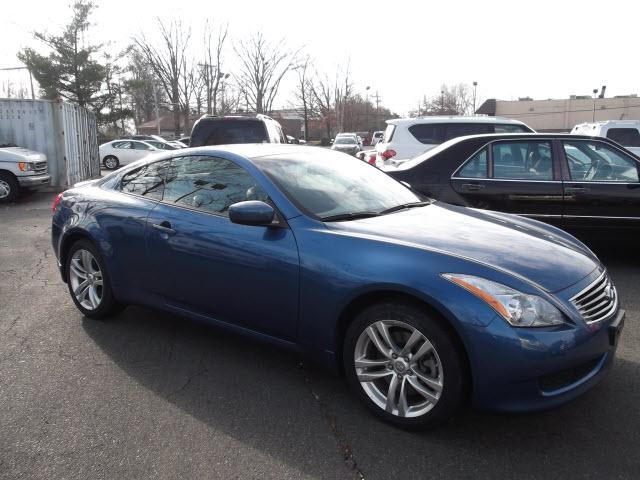Photo of 2010 Infiniti G37 Coupe