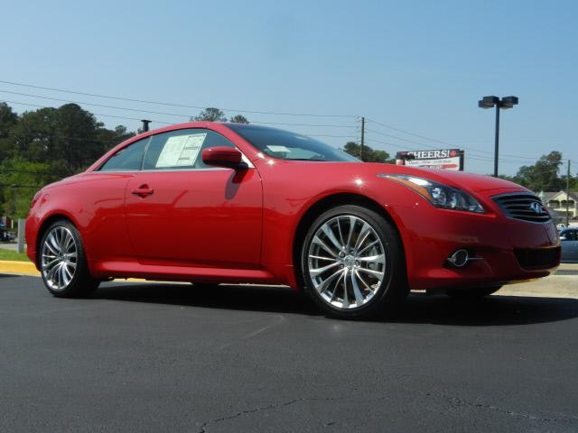 Photo of 2012 Infiniti G37 Convertible