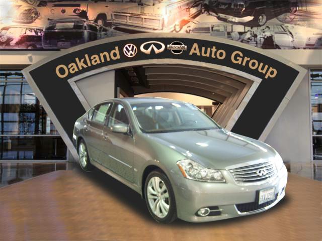 Photo of 2010 Infiniti M35