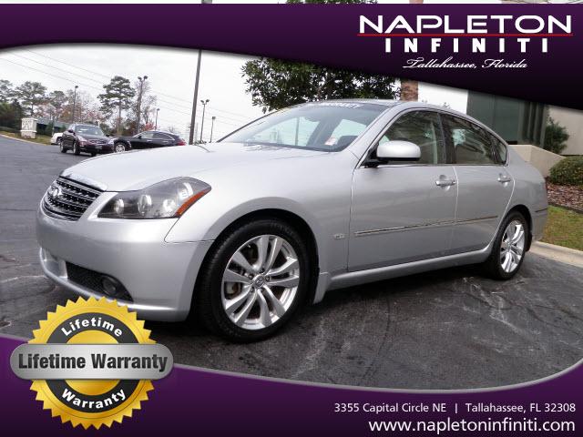 Photo of 2010 Infiniti M35