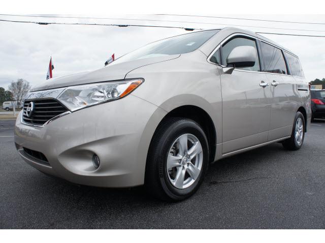 Photo of 2011 Nissan Quest