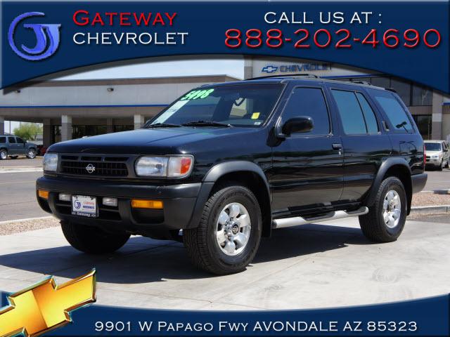 Photo of 1998 Nissan Pathfinder