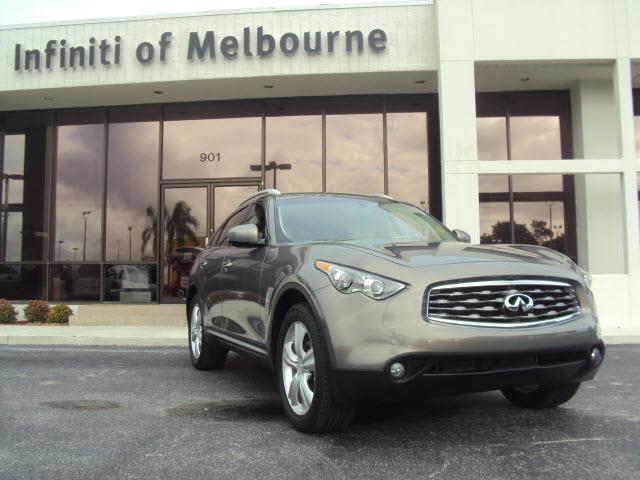 Photo of 2011 Infiniti FX35