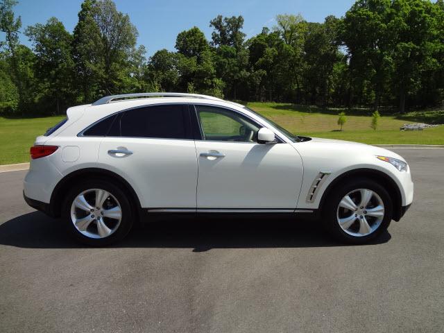 Photo of 2011 Infiniti FX35