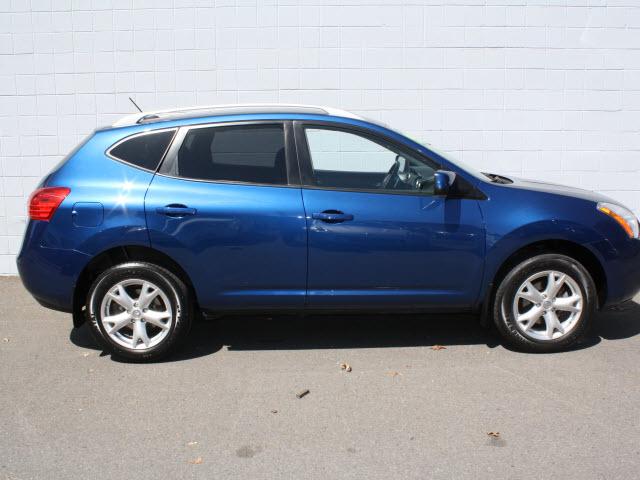 Photo of 2009 Nissan Rogue