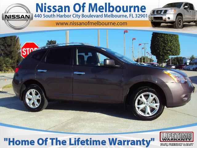 Photo of 2010 Nissan Rogue