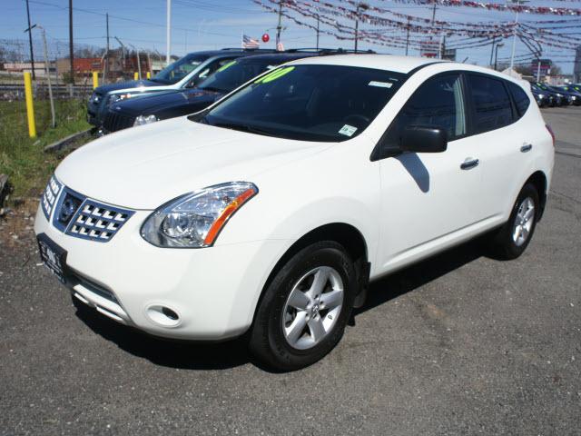 Photo of 2010 Nissan Rogue