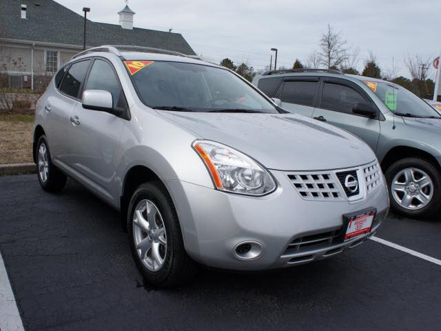 Photo of 2010 Nissan Rogue