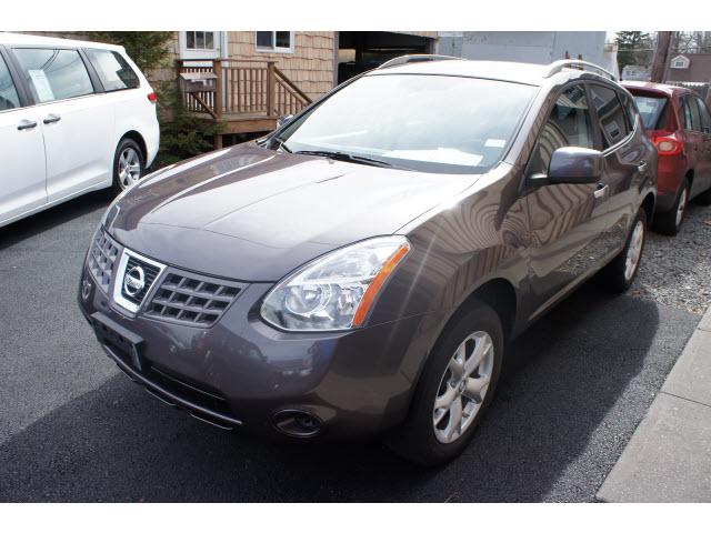 Photo of 2010 Nissan Rogue