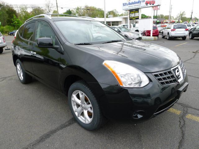 Photo of 2010 Nissan Rogue