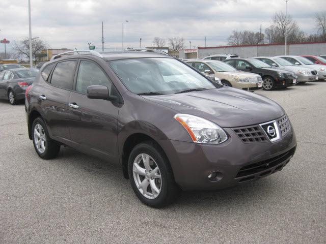 Photo of 2010 Nissan Rogue
