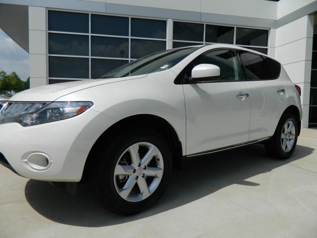 Photo of 2010 Nissan Murano