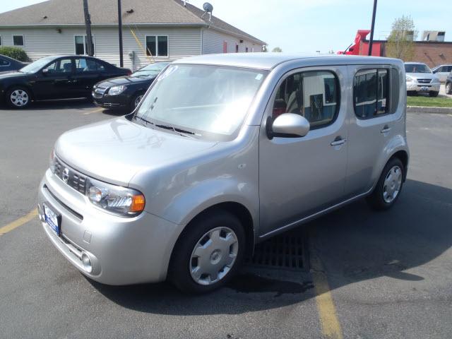 Photo of 2010 Nissan cube