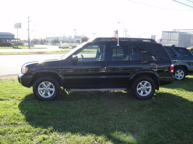 Photo of 2003 Nissan Pathfinder