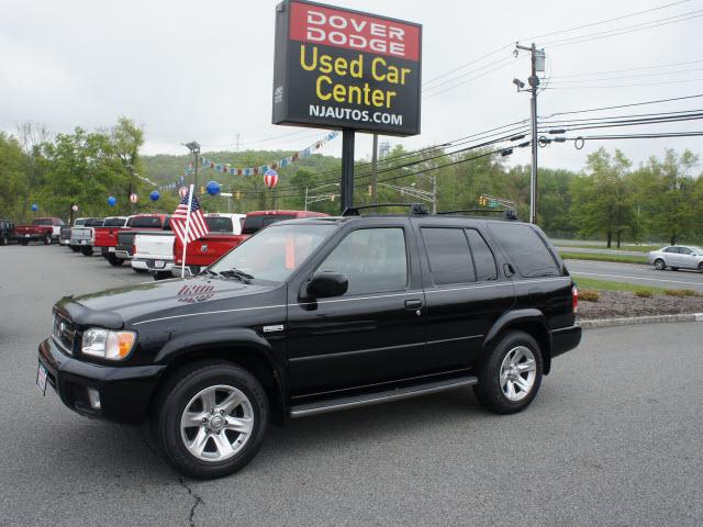 Photo of 2004 Nissan Pathfinder