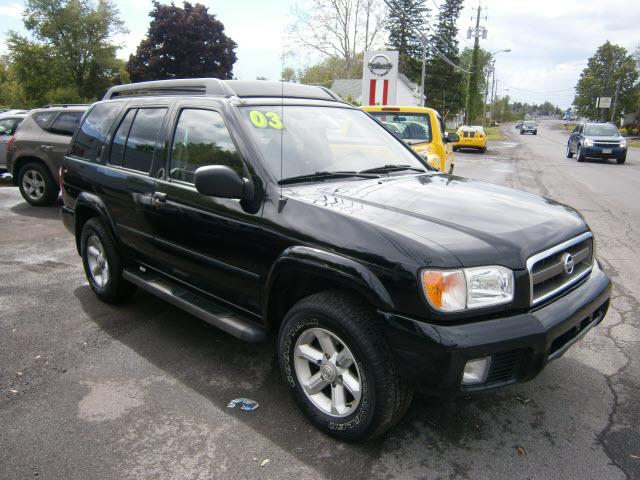 Photo of 2003 Nissan Pathfinder