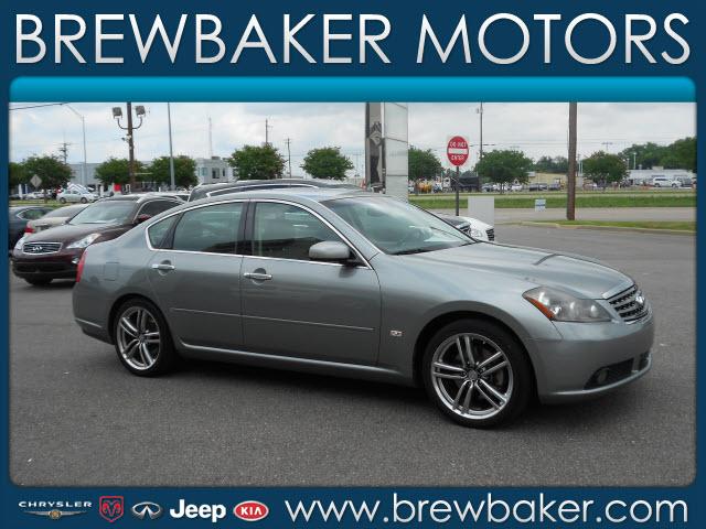 Photo of 2006 Infiniti M35