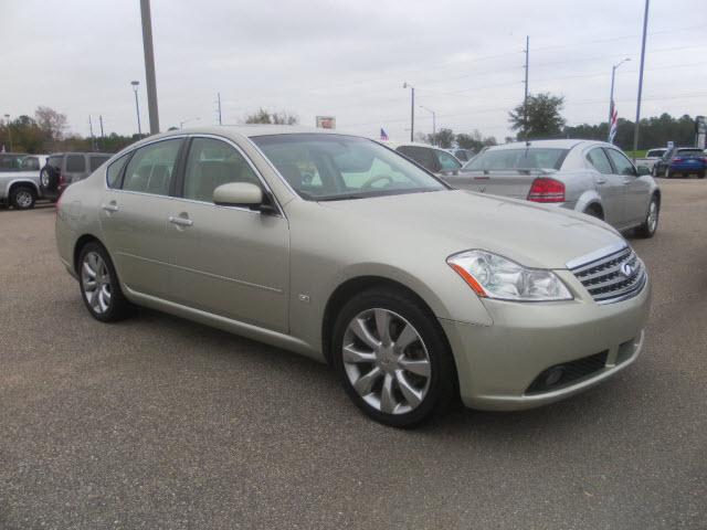 Photo of 2006 Infiniti M35