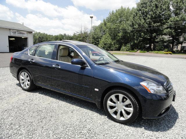 Photo of 2006 Infiniti M35