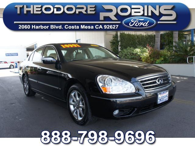 Photo of 2005 Infiniti Q45