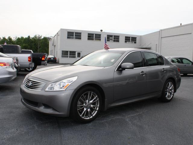 Photo of 2007 Infiniti G35
