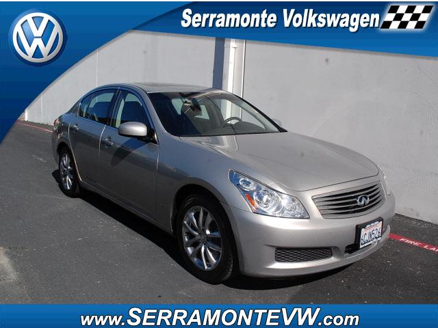 Photo of 2008 Infiniti G35