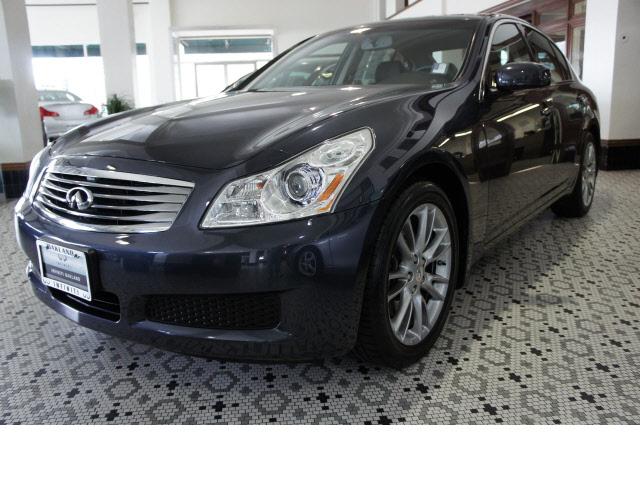 Photo of 2008 Infiniti G35