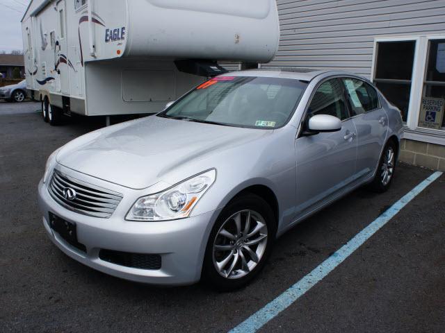 Photo of 2007 Infiniti G35