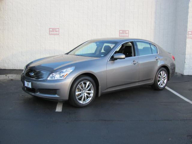 Photo of 2008 Infiniti G35