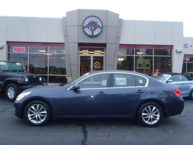 Photo of 2008 Infiniti G35