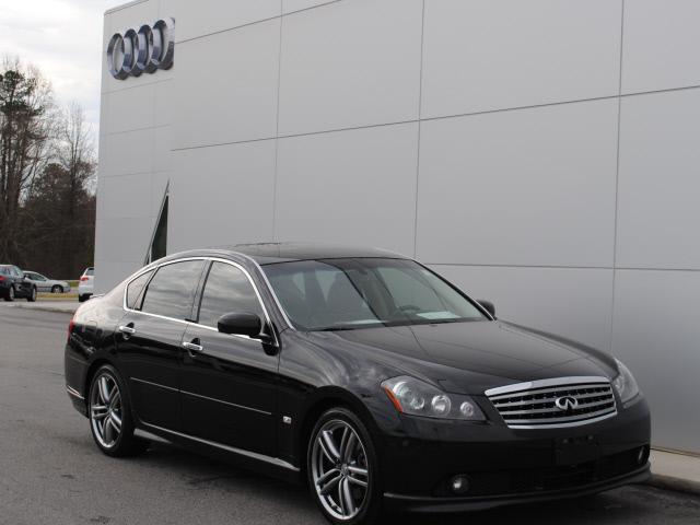 Photo of 2007 Infiniti M45