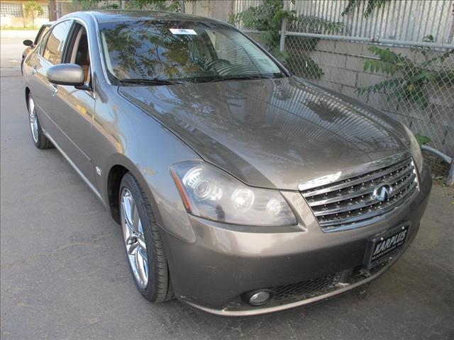 Photo of 2006 Infiniti M45